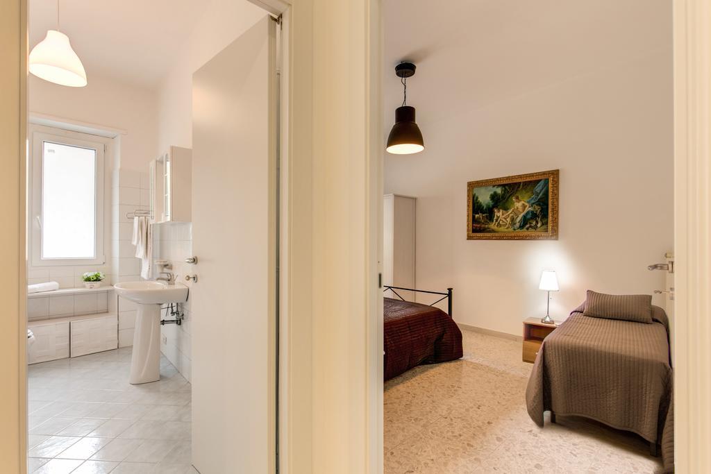 Daisy Guest House Colosseo Rom Rum bild