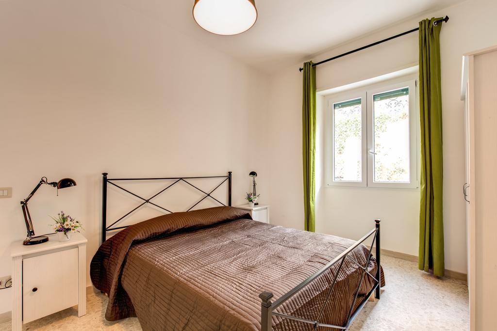 Daisy Guest House Colosseo Rom Rum bild